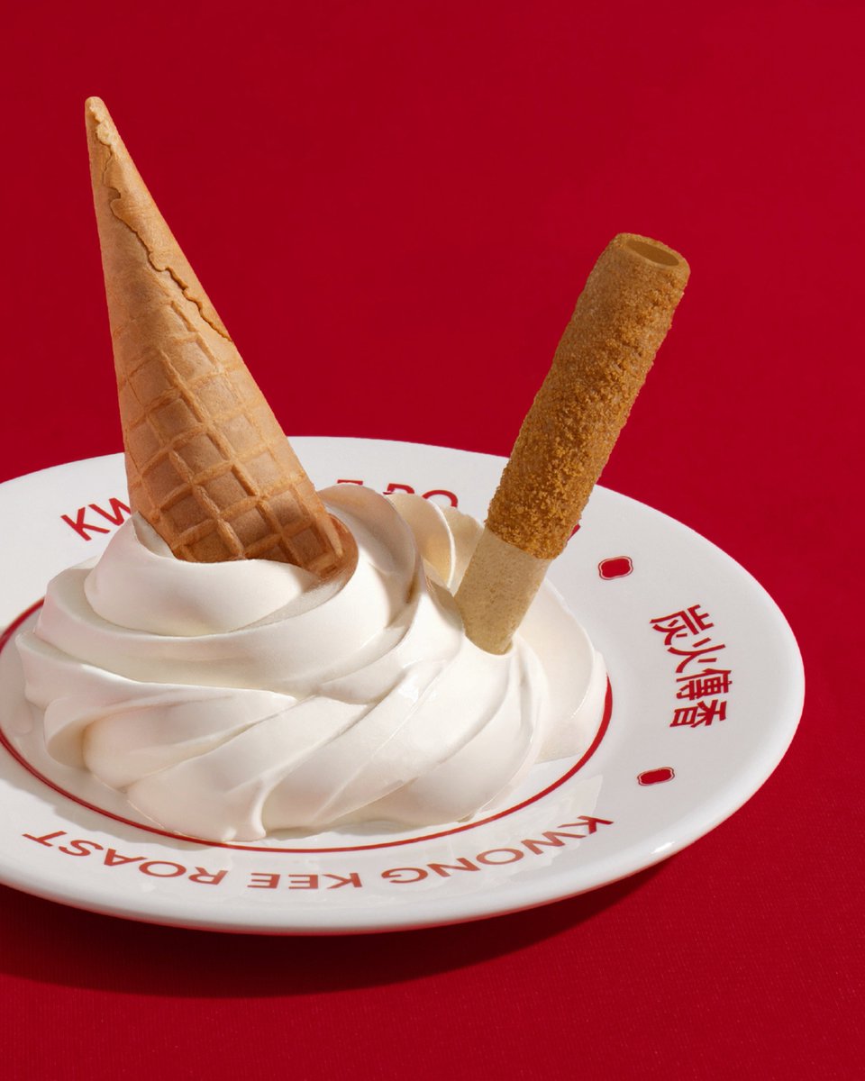 kwongpastry's tweet photo. YOUR NEXT FAVORITE DESSERT COMBO. 🍦✨

Crisp, creamy, and made to be enjoyed together.

📍 SIAM PARAGON, G Floor
📍 EMSPHERE, G Floor

#KwongPastry #Eggrolls #DelicatelyRolled
#CaramelBiscoff https://t.co/PrFRBZRrVi