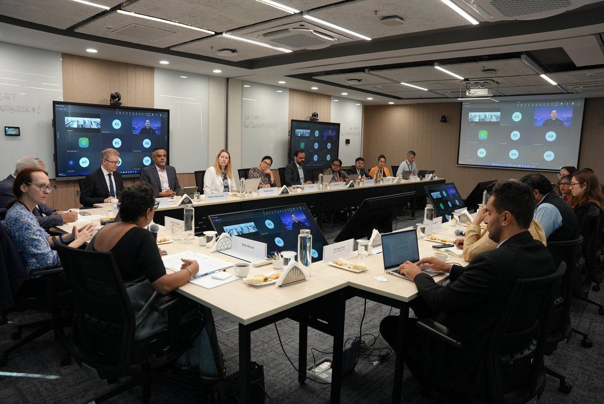 cdri_world's tweet photo. Stakeholders from across government, regulation, insurance and development cooperation convened at #CDRI HQ today to explore the role of risk pooling in strengthening India's disaster risk financing architecture 🇮🇳.
Supported by @FCDOGovUK's CARA programme. https://t.co/Edzq6xlZJ4