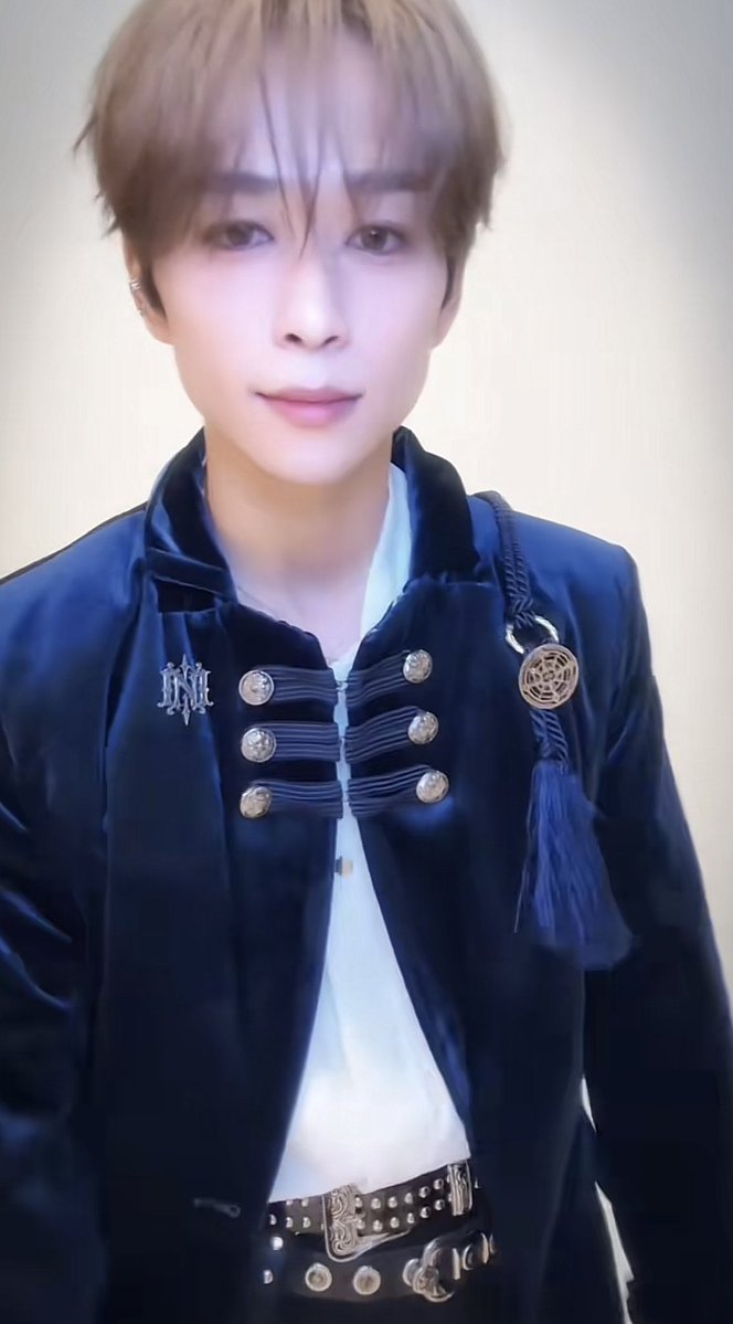 tky__mini's tweet photo. さすがに登場から王子様すぎる🥲🤍

威尊くんのこの髪色も王子様って感じでだいすき😭 https://t.co/ybULFuZ6Nc