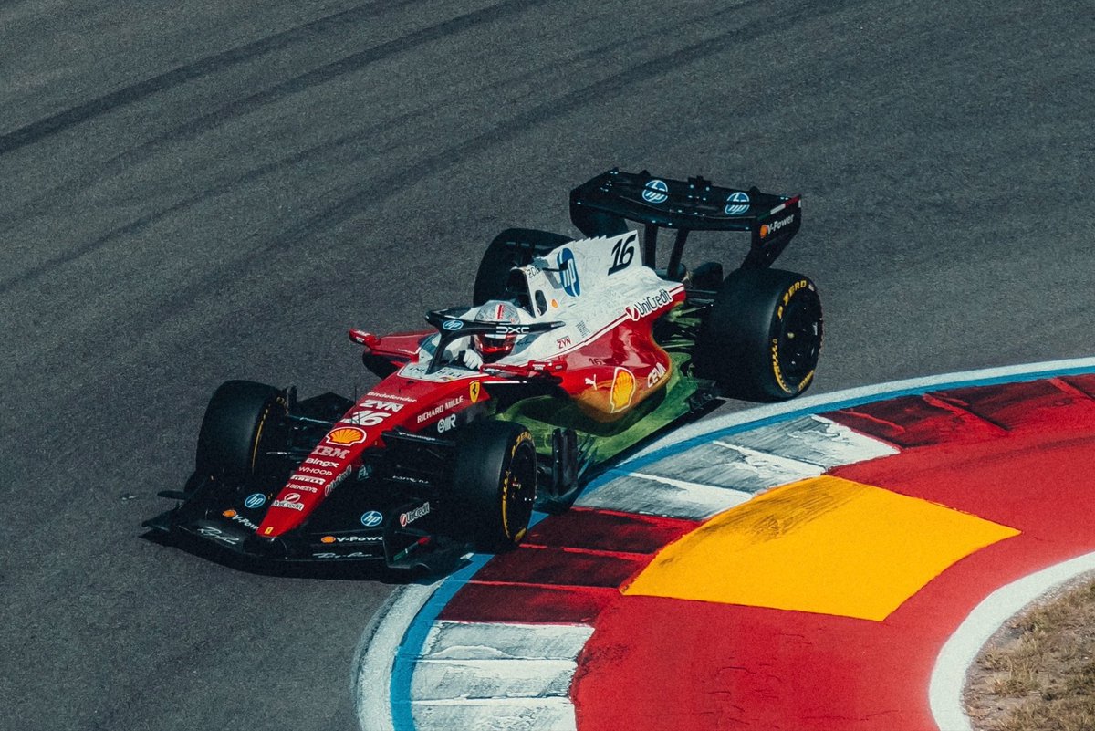 GazzettaFerrari's tweet photo. 🚨 | In Mexico, Ferrari will adapt the cooling system to the SF-26’s revised engine-cover geometry, with larger hot-air outlet grilles to improve heat dissipation at altitude.

The team will also assess how the package performs on a circuit demanding for the power unit and rear-wheel traction.

📰 @Auto_Racer_it