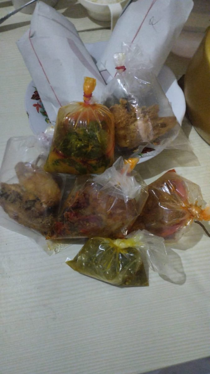 Beastkeb's tweet photo. nasi padang dulu https://t.co/5DVJubtLJN