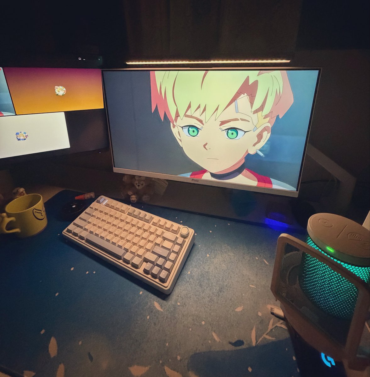 Piyosyan__'s tweet photo. 彼女とサイバーパンク2期見てるぜェ⚡️
1期とは違う面白さで神作過ぎる…!!!

でも見てる途中に急に寝るから萎える😕🌀
あとネタバレしたら普通に殺します。 https://t.co/XdEC0UjTAt