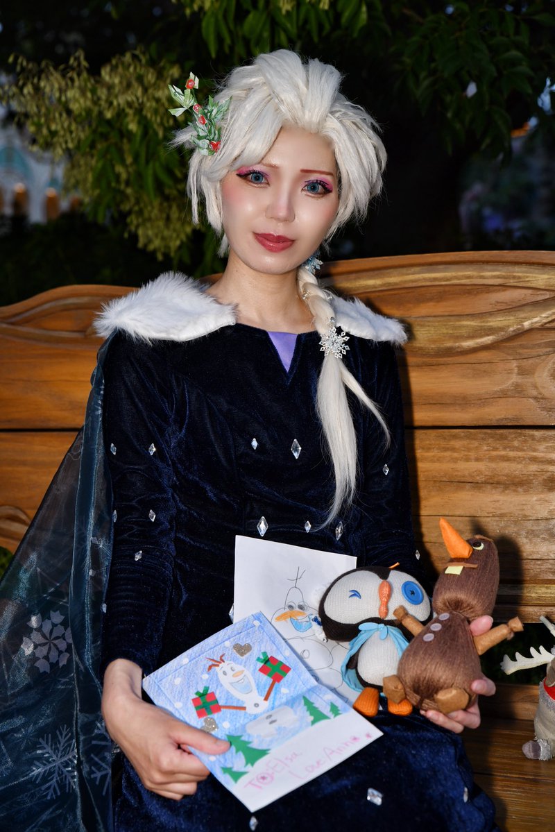 kissxoxo91's tweet photo. #Dハロ仮装2026
#Dハロ2026 

アナと雪の女王  
家族の思い出🎄.*
エルサ❄️⋆.˚
📸@mashiki_k715 https://t.co/2sRSWNZefa