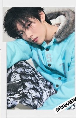MOCHUHAENG's tweet photo. ビジュが良すぎてネ申がとう。。。｡ﾟ(ﾟ⊃ω⊂ﾟ)ﾟ｡ https://t.co/KWUrRZUeA0