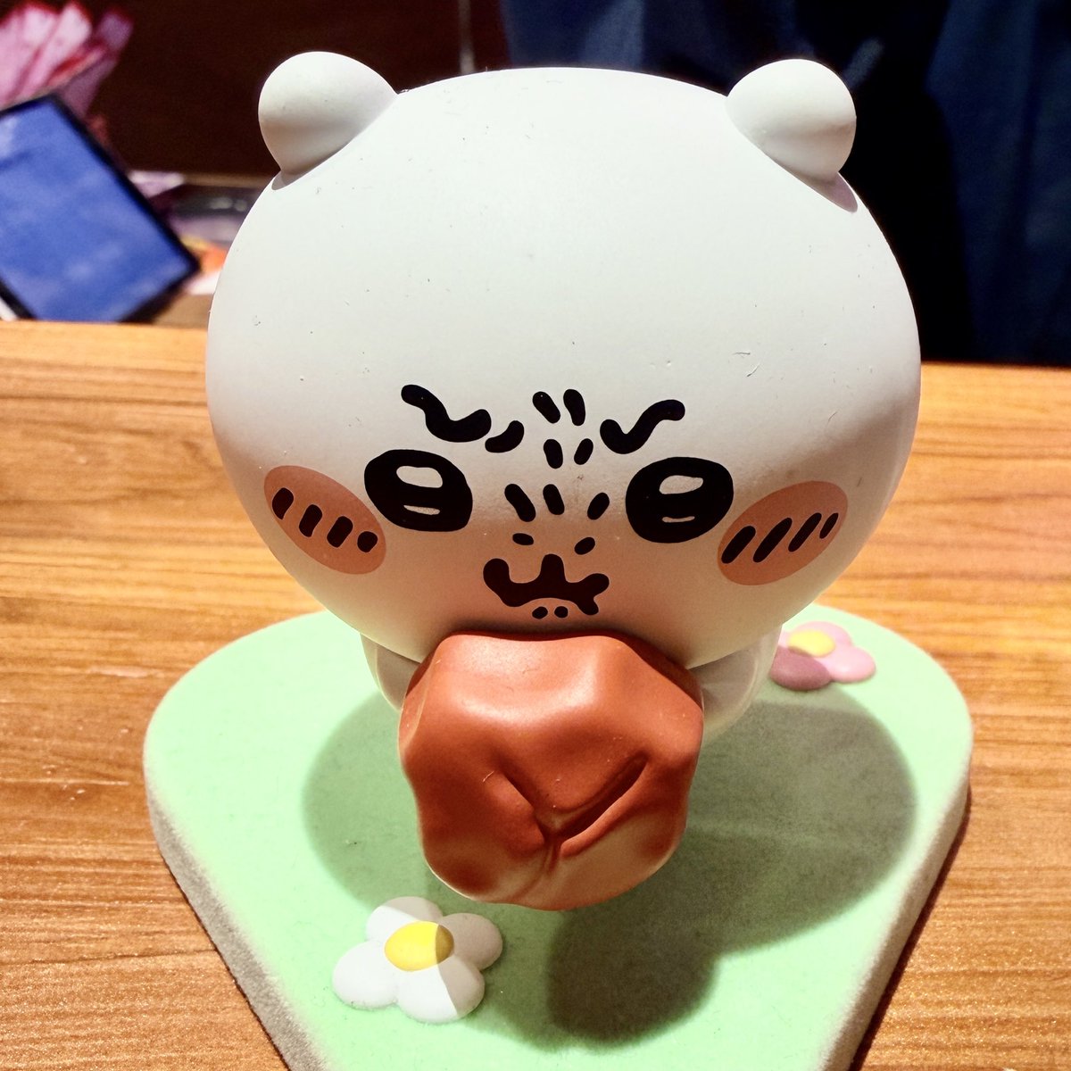 tachiguiume's tweet photo. 映画ちいかわコラボイベント
「ちいかわ⭐︎星ふるスカイツリーとひみつの島」は10月31日(日)まで！！

ナガノさんが訪れた、
「立ち喰い梅干し屋」は
東京ソラマチ4階にあります！

イベントの前後に、
ぜひお立ち寄りください🌟

#ちいかわ
#ngnchiikawa 
#chiikawa_movie 
#立ち喰い梅干し屋 https://t.co/L9J8V1wfVd