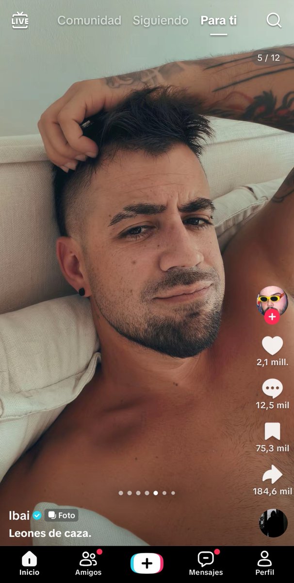 maii_chann's tweet photo. Me acabo de instalar tiktok y me sale esto, dios, lo mas secaconcha que vi en mi vida https://t.co/6VVSW0xFP1
