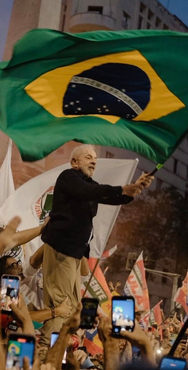 ManadaMilagro's tweet photo. @SamV1543906 @FisicoImpuro Si
Claramente hubo fraude, hubo injerencia de los gringos y de los masca prepucios 🇮🇱. 
Pero no quita el hecho de que no fue a la calle con la gente, se subía a leer papeles y se escondía, no fue a debates, no estuvo con obreros ni campesinos
Pasión papito
Marketing electoral👇🏻 https://t.co/HOlZXawOfs