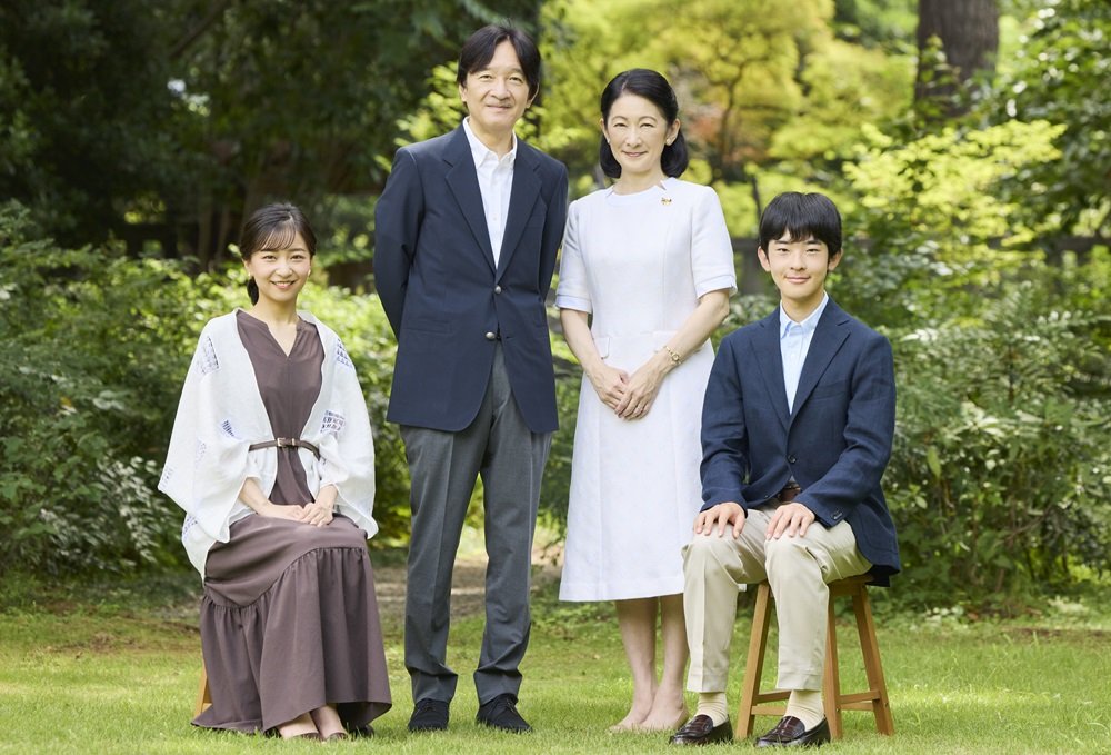 kanokobijomaru's tweet photo. かのこのとこにも毎日うんざりするほど詐欺メールがくるわ
こんなん誰が信じるって思うけど
千人に送って1人引っかかればいいって感じなのね
YouTubeの悪質動画もそうよ
秋篠宮家のありもしないデマをまきちらし
無関心層をとりこもうとしてるわ😠
メディアリテラシーをしっかり持って
騙されないでね https://t.co/M6QoW6V8uv