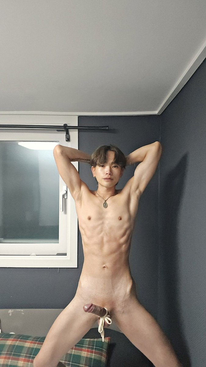 HtcYyj's tweet photo. 费尽心思找点好看的曝光狗 这位早烂大街了吧 
想被曝光的可以私信我了
#曝光 #sm #自毁 #无脑丧志 https://t.co/PPJQdGJwGv