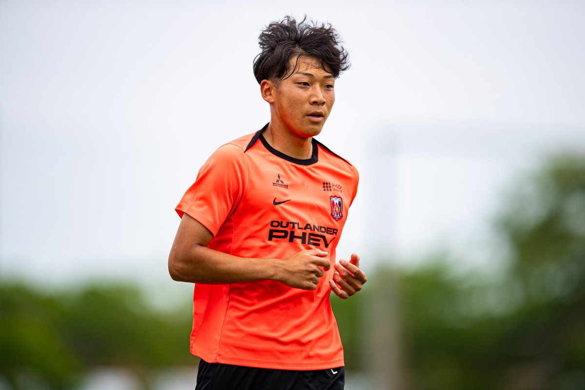 REDSOFFICIAL's tweet photo. このたび、2027年新加入選手として、流通経済大学付属柏高等学校の渡辺瞳也選手の加入が内定しました。

♦️渡辺 コメント
https://t.co/z92pko0iJl

#UrawaRedDiamonds #浦和レッズ #urawareds #WeareREDS https://t.co/Ac5acB3U7q
