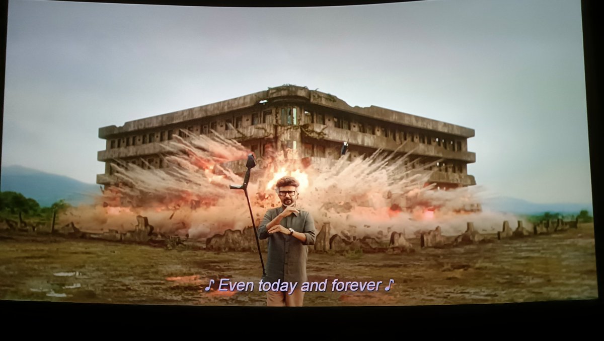 _ScreenObsessed's tweet photo. My guess as to why #Rajinikanth𓃵 sir is still ruling the BO and the industry is that he listens to and commits to a filmmaker’s vision.

He doesn’t seem to be like “I’ve been in the industry for decades. I know how things work and what will or won’t work” blah blah.. attitude https://t.co/m3ymRAIpaa
