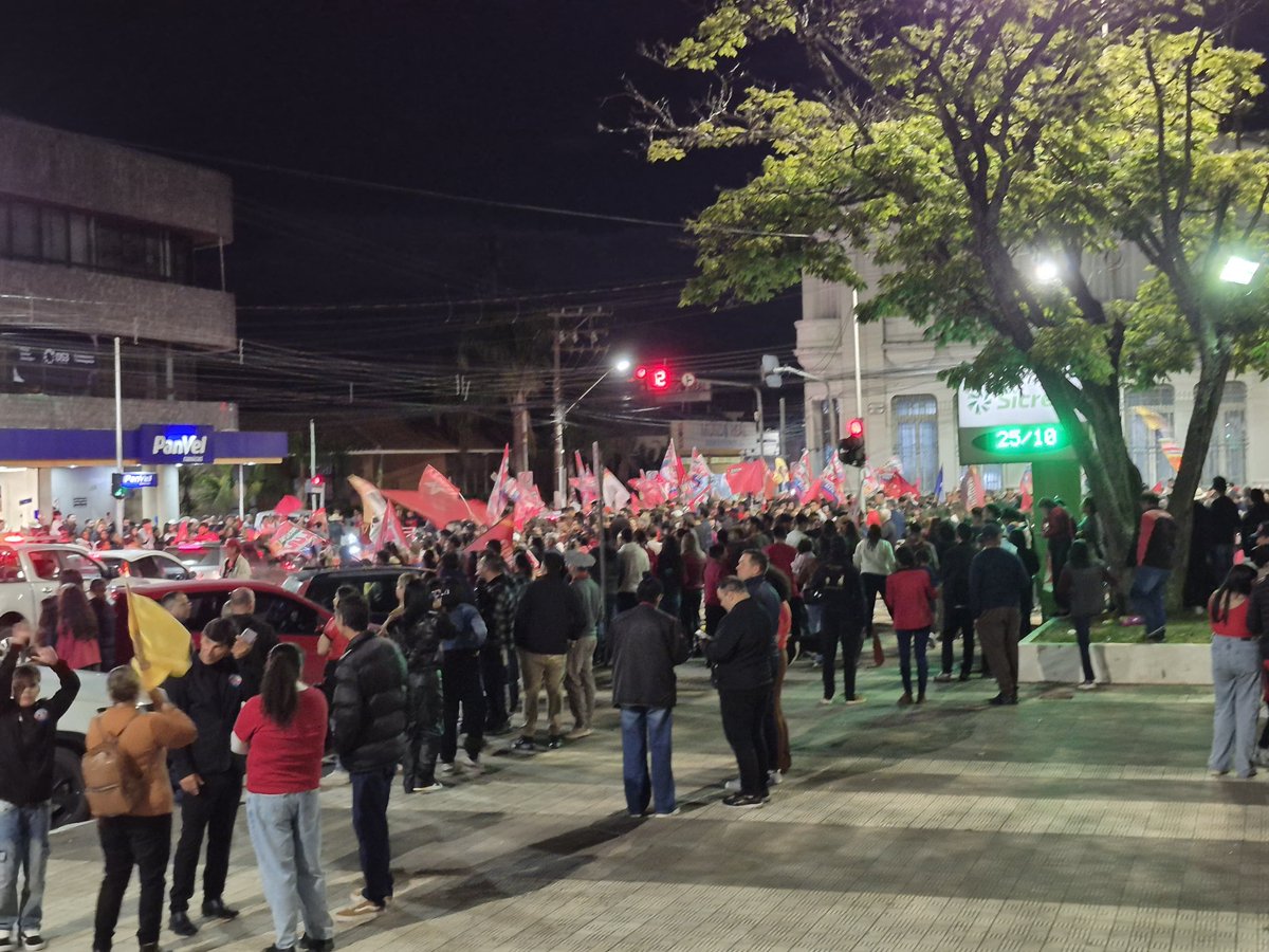 idcrdgz8's tweet photo. QUE NOITE MARAVILHOSA MDS https://t.co/SSDbmFNhRq