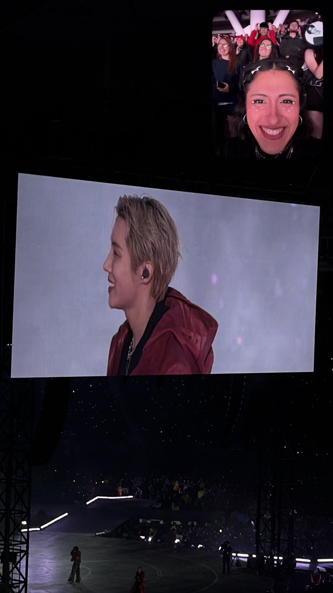 yjnwoo's tweet photo. coming to this account just to post my feelings were everything started: i am finally able to say i saw bts live TWICE!!! and i got a bias wrecker at a concert too!! (its tae) like wtff
8 years later but worth the wait 😭 im so happy right now im gonna miss them sm (dual camera) https://t.co/XGVCMlsCwg