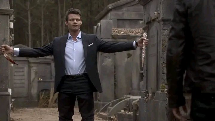 FOURSIDEDFILMS's tweet photo. Theres not a single soul that doesn't love Elijah from The Originals

#theoriginal https://t.co/CluGemXgyc