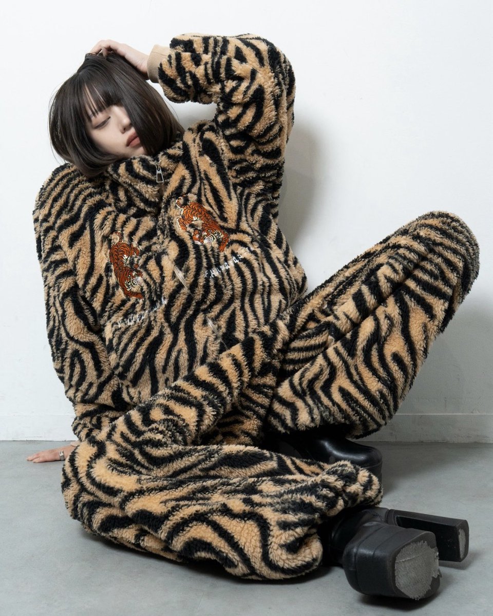 chukatabetai_'s tweet photo. 可愛すぎるチュウカタベタイの冬服☃️
Tiger mouton ITEM🐯✨ https://t.co/vjcjlitiqs