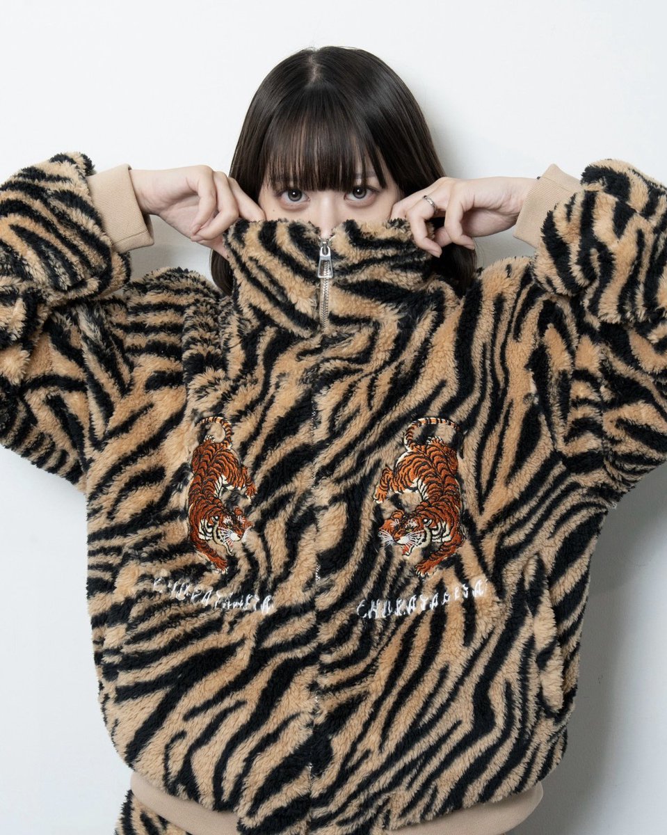 chukatabetai_'s tweet photo. 可愛すぎるチュウカタベタイの冬服☃️
Tiger mouton ITEM🐯✨ https://t.co/vjcjlitiqs