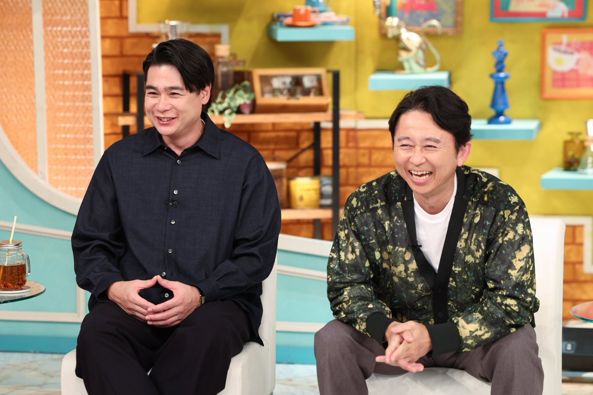 theyakai's tweet photo. ＼スタジオオフショット公開📸／

生田さんが櫻井さんや相葉さんのエピソードも
話してくれました💫

スタジオでは、櫻井さんの成長を見られるかも!?🍳
なんだか少し寂しい気持ちもありますね💦

放送まであと2日！
29日木曜夜9時30分から✨
お楽しみに📺

#THE夜会 #櫻井翔 #有吉弘行 #生田斗真 https://t.co/NwaSGgPBm0