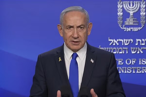 Broken_Emptinss's tweet photo. The People of Iran fully SUPPORT and ENDORSE the reelection of Prime Minister Benjamin Netanyahu.

Prime Minister Netanyahu is the man who can finish the job and bring REAL stability to the region.

Vote for Benjamin Netanyahu.
#IraniansStandWithNetanyahu 🇮🇱🇮🇱🇮🇱 https://t.co/e5dAMDIBkE