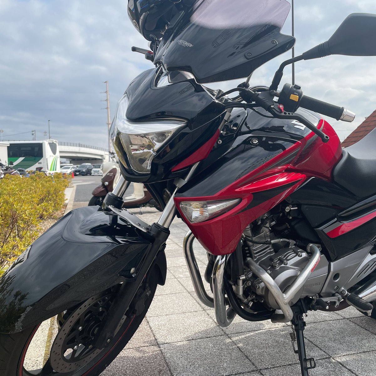 seripopo11's tweet photo. あかいとこがすき！
 #バイク乗りと繋がりたい
 #バイク好きと繋がりたい https://t.co/q1mdQirCTW
