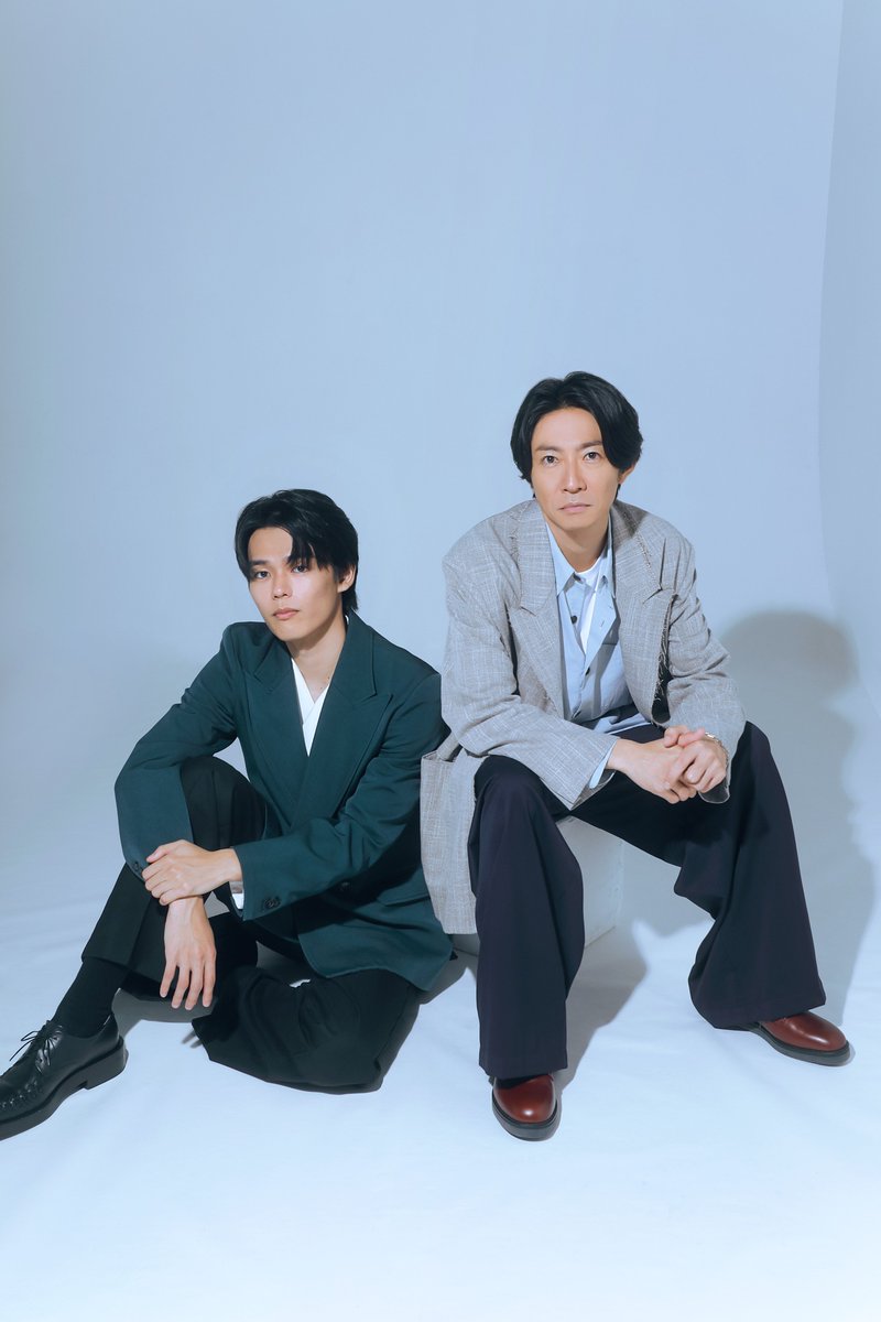 boys__pia's tweet photo. とぶ！ぴあ11月号に #相葉雅紀 さん #日向亘 さんが登場⚾️⚾️

11月6日（金）公開の映画『4アウト ─もう一度、プレイボール─』の撮影秘話、日向さんから相葉さんへの厚いリスペクト✨、ふたりが家族になれた瞬間とは？

11月2日（月）発売の本誌をチェック💫
https://t.co/i3chZHNjJ6

#映画4アウト⚾ https://t.co/x9oab6zSDH