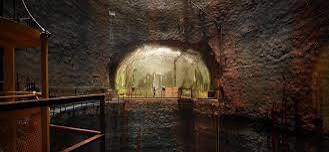 itradeph's tweet photo. Saudi Arabia will store crude oil in Singapore's underground Jurong Rock Caverns starting in the second half of 2027 to strengthen regional supply security amid severe disruptions in the Strait of Hormuz from the US-Iran war. https://t.co/O5rS9SWTmE