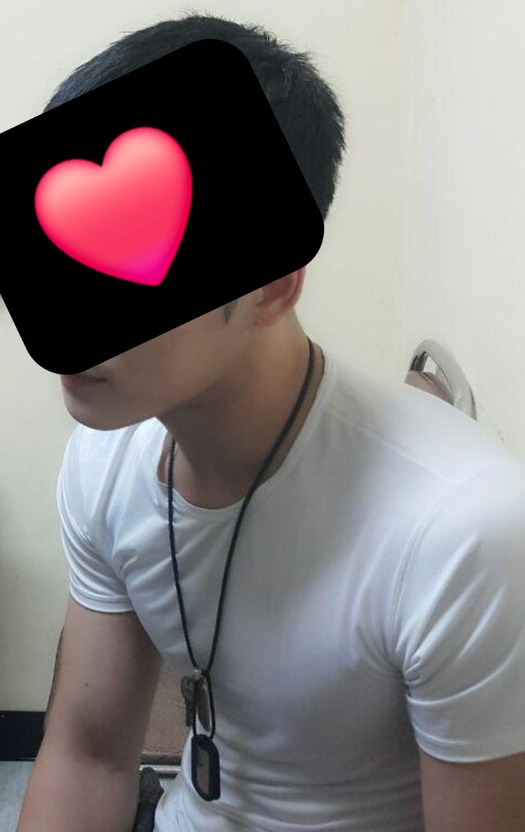 nvh1gn's tweet photo. 나랑 폰섹할분 https://t.co/WIiTbjwTzl