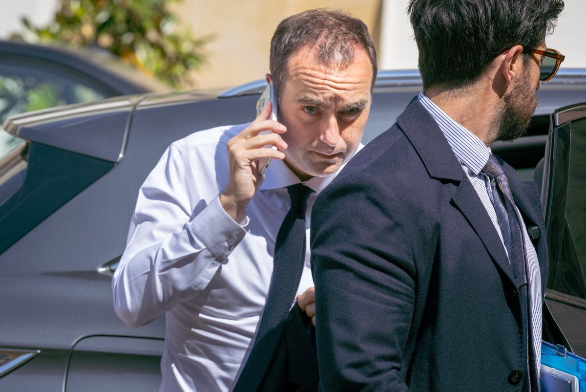 humanite_fr's tweet photo. Le gouvernement avait préparé un black-out des réseaux sociaux le 24 octobre 

➡️ https://t.co/I52j7CBER5 https://t.co/MDFvZTeWt3