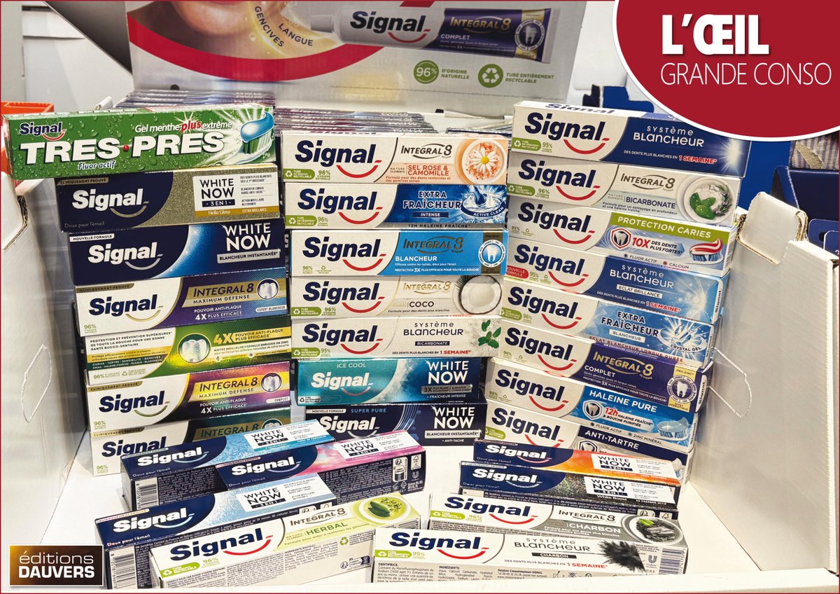 Dauvers70's tweet photo. ⏰ Comme c'est l'heure de passer par la salle de bain, vous prendrez bien un peu de dentifrice... 🪥 Oui, mais lequel ???

Sans trucage, chez @CarrefourFrance , 30 référénces de Signal. Après le choix, l'hyper-choix, le trop-de-choix 😵‍💫
Bref. https://t.co/kfrl2hyUwL