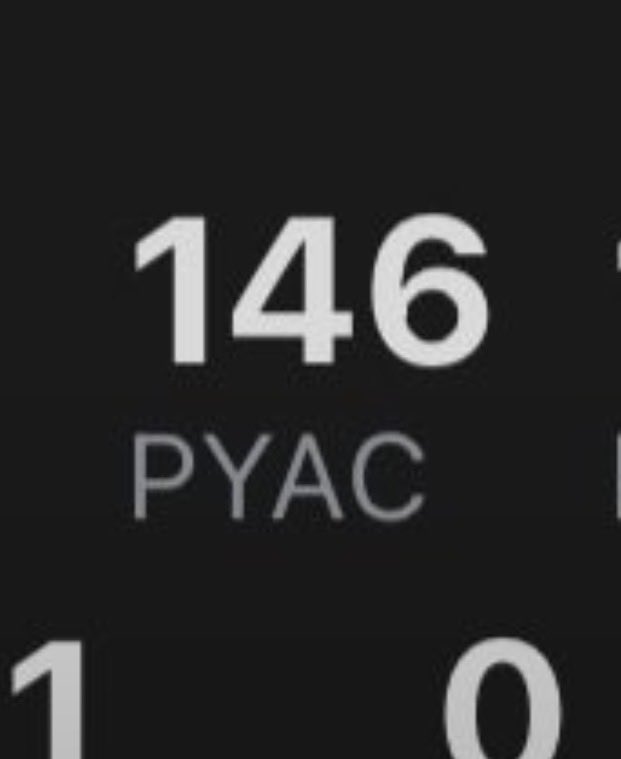 rcibarra84's tweet photo. @MileHighMims @realapp 15 completions and through for blu 76 yards 🤣 https://t.co/T3tYltrtOl