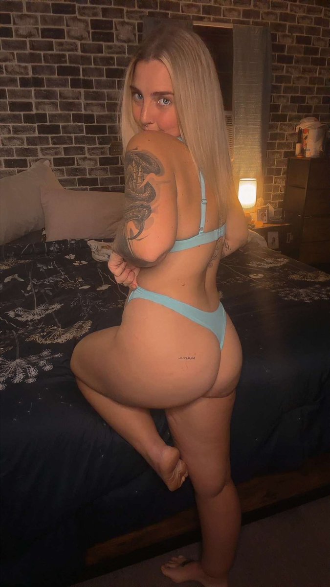 yourjapeach94's tweet photo. Front🍒.                         Or.                 Back🍑 https://t.co/xMldYsZJo0