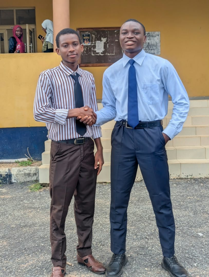 OjolowoA86045's tweet photo. October 17th, 2026. 🏆🔥

Four coursemates. One team. One victory.

Team AXON emerged champions at the intra-class edition of the 2026 ILUMSA Febrile Academia Stuff Drive! 🥇

Keeping this here. One day, we’ll come back to this post and smile at how far we’ve come. In Shaa Allah https://t.co/0K0erObyDk