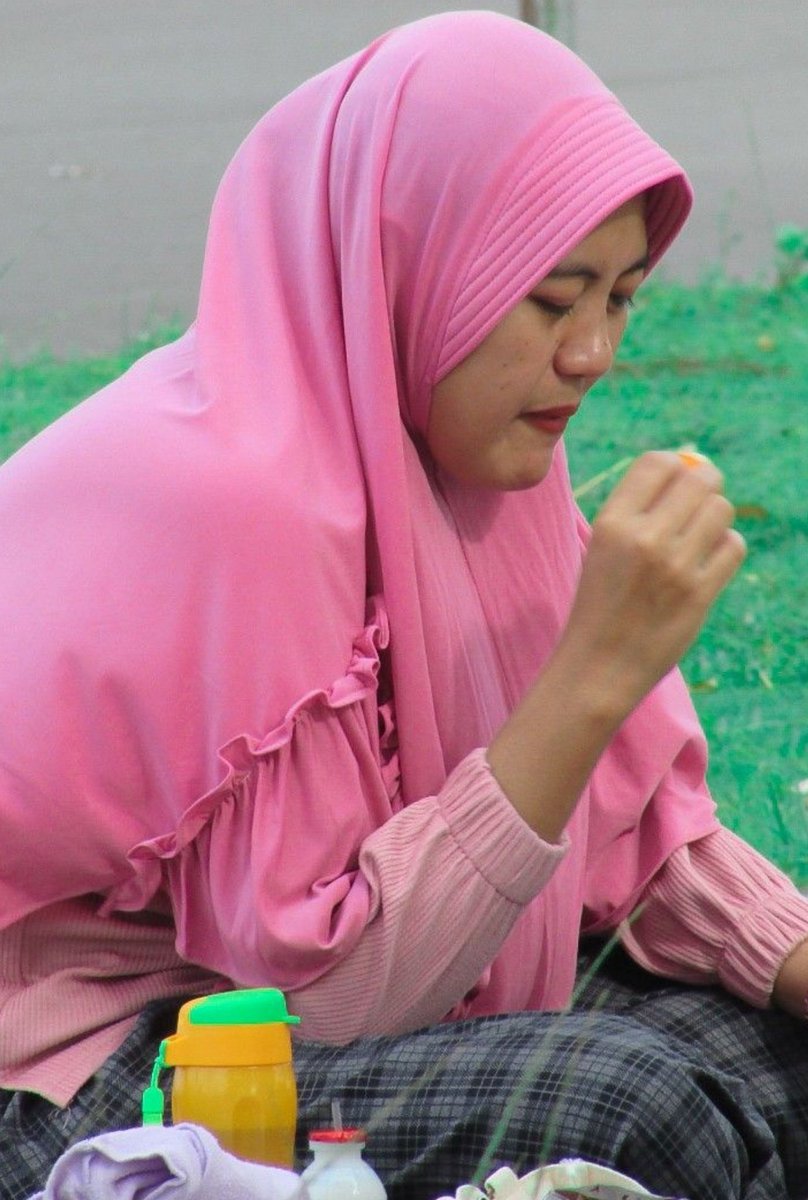 rdeffs's tweet photo. Bu Wati bikin nagih
https://t.co/jBteBV0ZLV
📁
https://t.co/ff8dKXALfJ https://t.co/E7g8iZAbjY