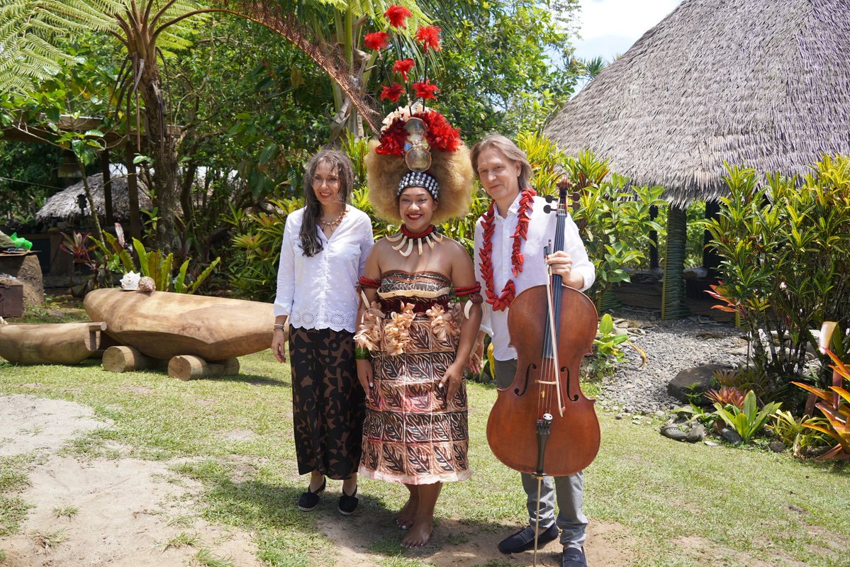 GermanyPacific's tweet photo. 🇩🇪🎶🇼🇸 Music connects cultures!

The internationally acclaimed Karlsruher Konzert-Duo is currently in Samoa, sharing European classical music and engaging with local musicians.

Proudly supported by the German Embassy in Suva, celebrating cultural exchange and 🇩🇪🤝🇼🇸 friendship! https://t.co/ZNAdTx4BOI