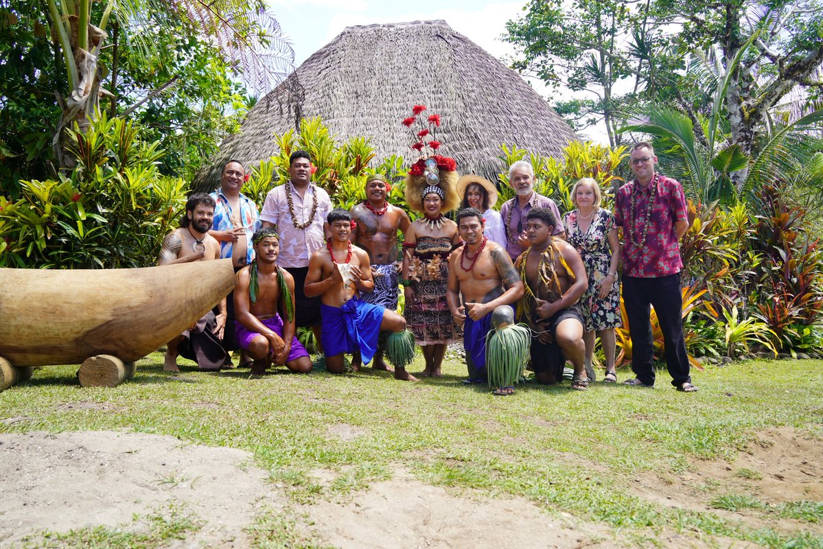 GermanyPacific's tweet photo. 🇩🇪🎶🇼🇸 Music connects cultures!

The internationally acclaimed Karlsruher Konzert-Duo is currently in Samoa, sharing European classical music and engaging with local musicians.

Proudly supported by the German Embassy in Suva, celebrating cultural exchange and 🇩🇪🤝🇼🇸 friendship! https://t.co/ZNAdTx4BOI