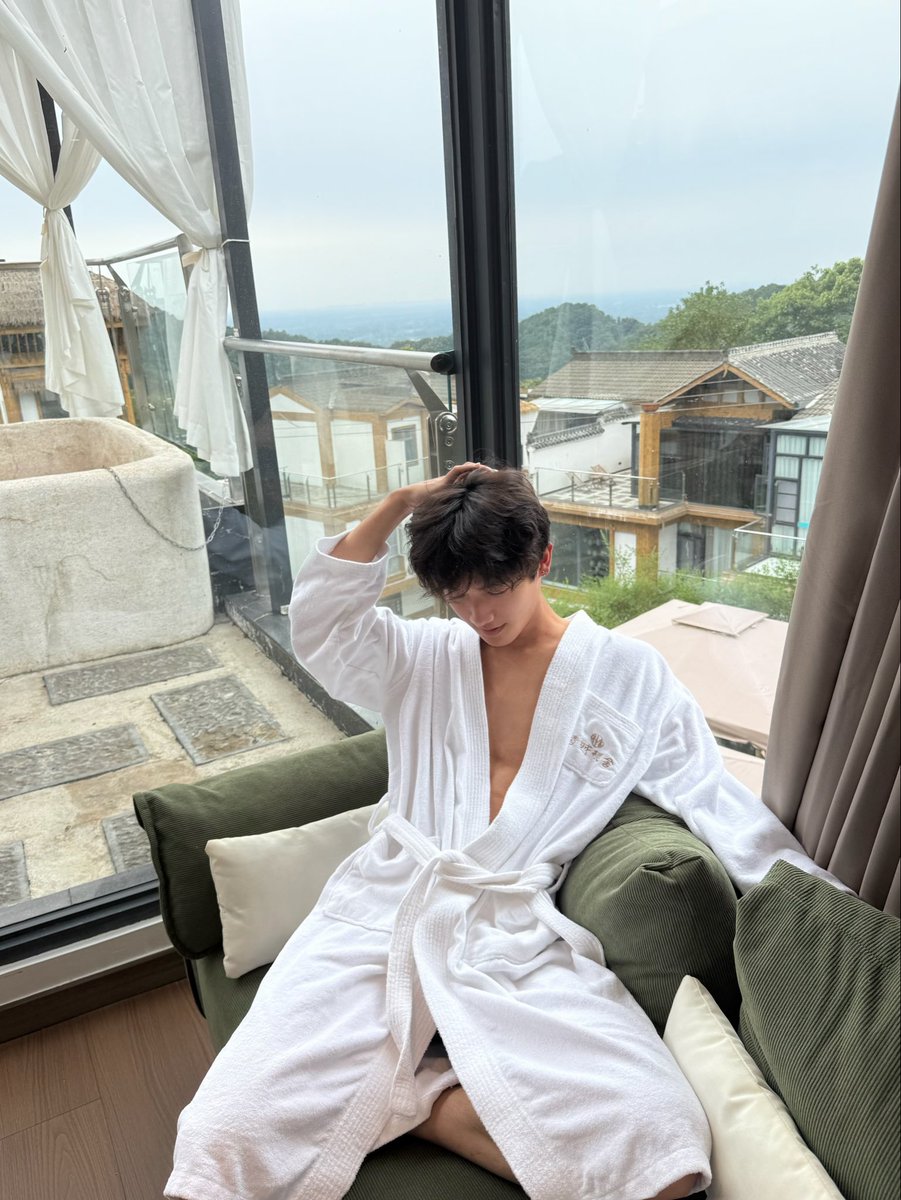 XianDH_'s tweet photo. 一起泡汤吗♨️ https://t.co/2I8cIxm9vg