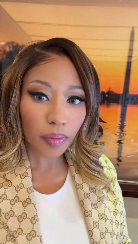 PansexualStan2's tweet photo. #AirForceOneBARBIE The Queen of Rap is looking great; I don't care who's mad about it!!!! 
👑❤️👑❤️👑❤️👑❤️ https://t.co/bcQD3zyNv8
