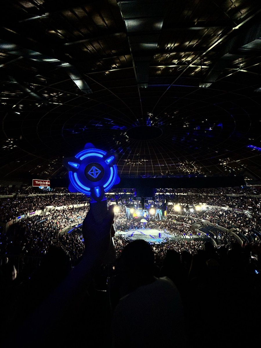 Amipotassium's tweet photo. [not &amp;team related] Super enjoyed my 2nd SB19 con 🥹 Thank you so much @nichorielsim for the last minute ticket 🥹 And thank you @ERIEmitanyo for pulling me into A’TINlandia 🐐🫶💙📢

#SB19 #GetInTheZone #OneZoneFestDay2 https://t.co/BphUrSSEss