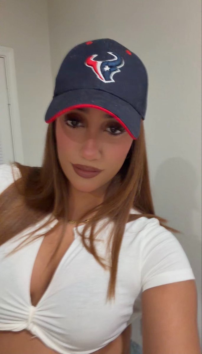 juliannaa___'s tweet photo. face card is also tea btw https://t.co/UNAuqGSsFo