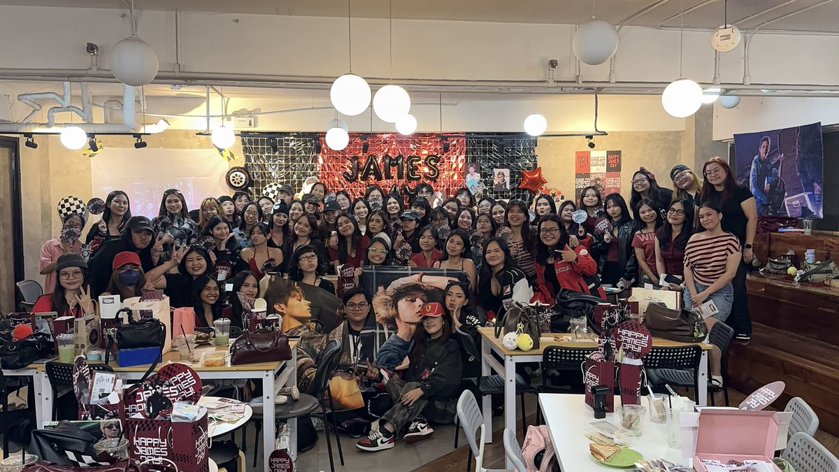 0818STUDIO's tweet photo. #JAMES_OnTrack_CafeEvent has finally reached the checkered flag!! 🏎️🏁

And just like that, our race has come to an end! >< Thank you to everyone who joined us in celebrating CHAO YUFAN special day and made this event such a memorable ride. This wouldn’t have been possible without each and every one of you and your incredible support. 🥹🫶🏻

From the starting grid to the finish line, you’ve all been part of this journey, and we couldn’t have asked for a better pit crew! Thank you for racing alongside us and making JAMES: ON TRACK a success.

Until our next race, COER! Keep your engines running and your hearts on track for James 🏎️💨❤️

Race completed. 
Memories secured. 
James forever on track !! 

NEXT STOP !! see you soon!! 📓🩷🎟️ — 🦊🐢

#제임스 #JAMES #CORTIS