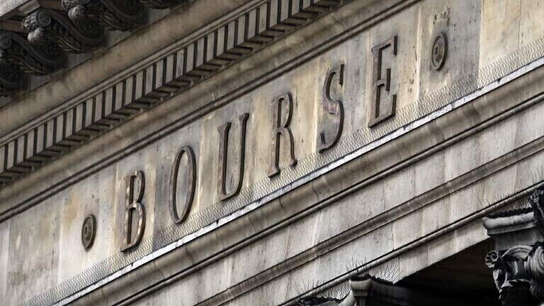 BFMBourse's tweet photo. 🔔Bourse : Quelle action mérite selon vous d'être la star de notre émission aujourd'hui ? 💡 Et pour quelles raisons ? 

Dites-le-nous en commentaire. On en reparlera à l'antenne et sur les réseaux sociaux à partir de 17h35. 

Restez connectés ! 📉📈 https://t.co/7oWRGEs6A2
