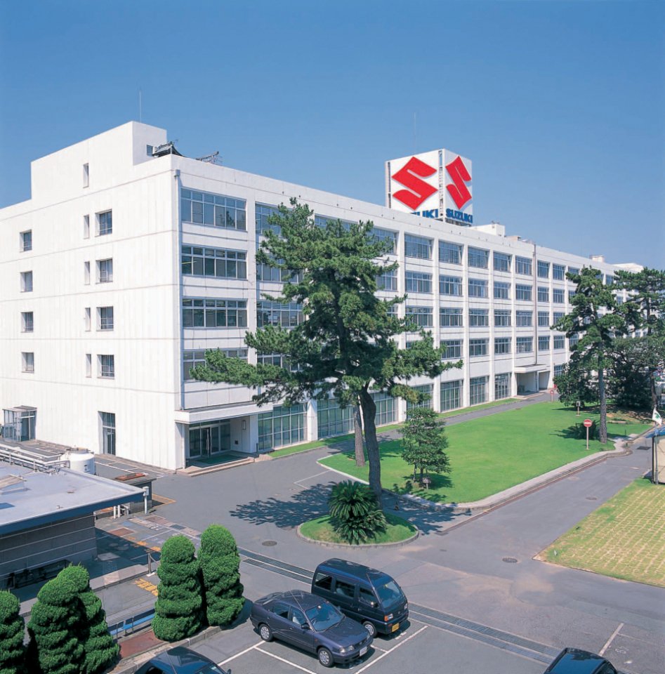 _Gissy's tweet photo. あとは強い企業の本社社屋って変にキラキラしてないんですよね（画像は浜松の企業例） https://t.co/B3T1glj9RS