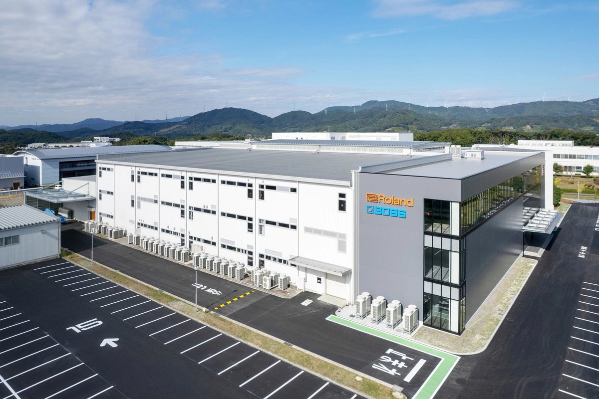 _Gissy's tweet photo. あとは強い企業の本社社屋って変にキラキラしてないんですよね（画像は浜松の企業例） https://t.co/B3T1glj9RS