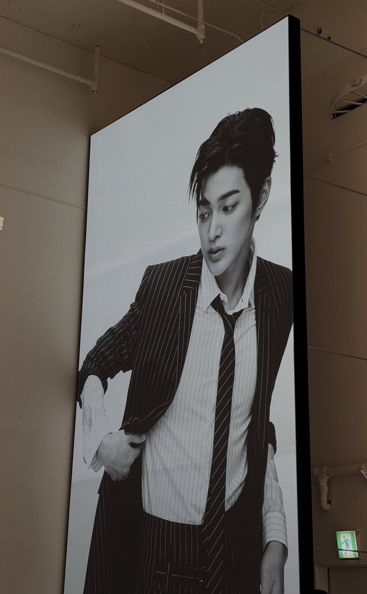 KN_ForEver09's tweet photo. 미친 듯이 잘생겼어！！

#KEONHO #건호 
#CORTIS #코르티스 https://t.co/xW8Ri20TtP