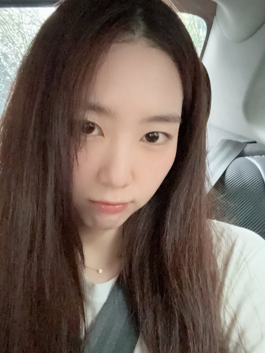 jihoo_oo tweet picture