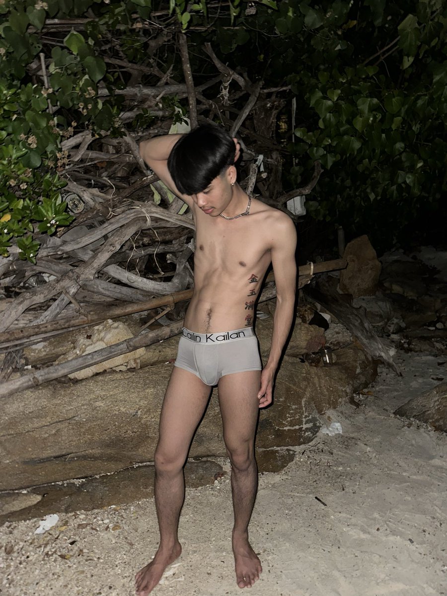 Phuarrai1's tweet photo. #เสม็ด  8นํ้า🍆💦 https://t.co/mVjzOVPCuK