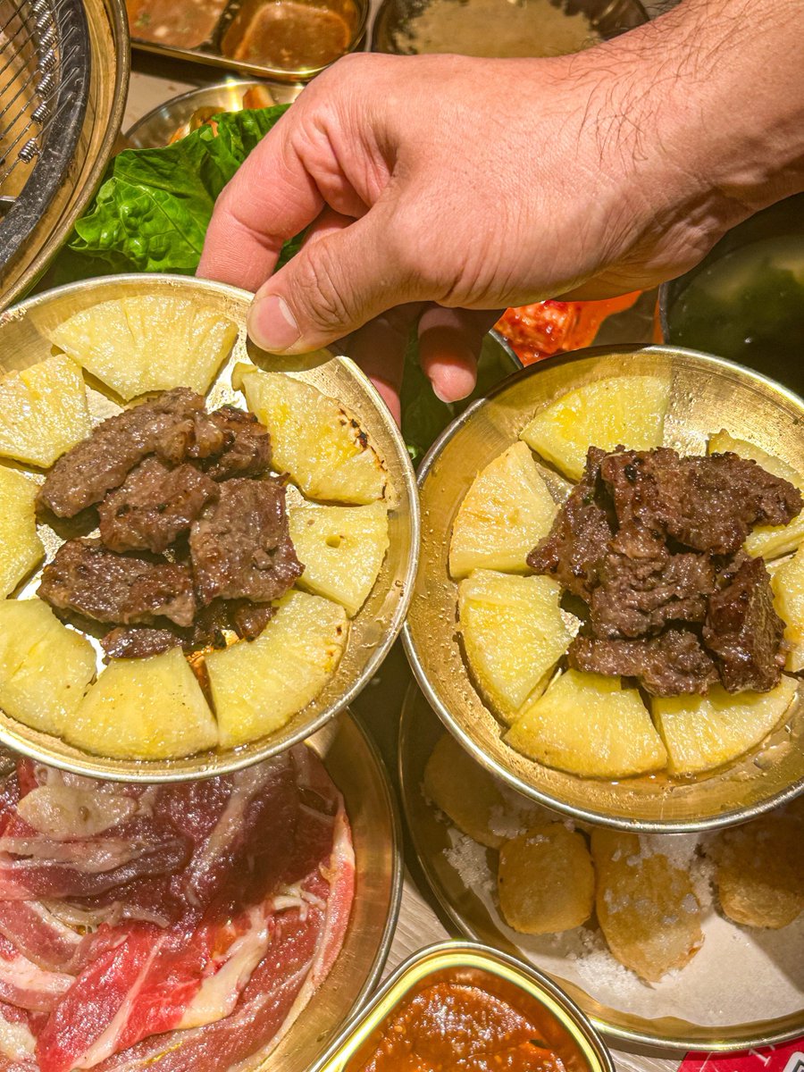 UNAGIpoteto's tweet photo. 「醤骨驢（ジャングルー）」の旨味が溢れる一品、食欲をそそる， https://t.co/Epw4TGUwD2