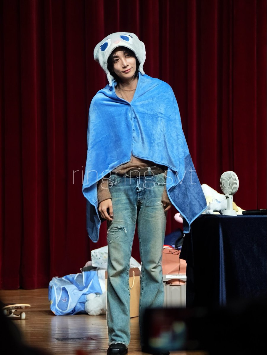 _ringring1004's tweet photo. 261025 뮤직플랜트 정한x조슈아 팬싸

Jeonghan the bunny https://t.co/CshYYEvUmr