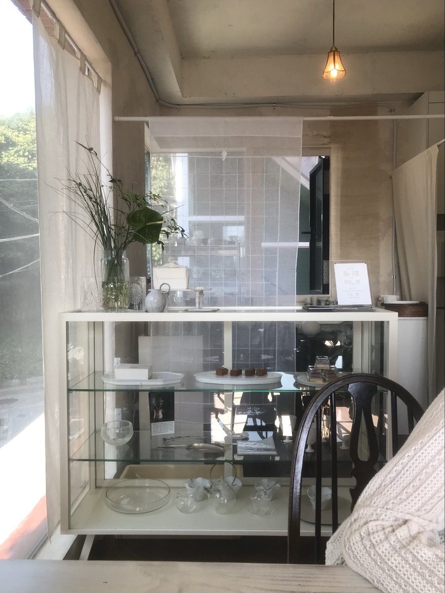 riolsie's tweet photo. ✸ 연남동 믜요

조용하고 맑은 분위기의 작은 찻집
처음 맛본 개성주악이 특히나 좋았다 https://t.co/SZx46mvKzT