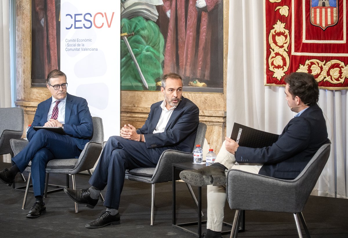 sectorceca's tweet photo. 💶 El pasado viernes, nuestro Director de Finanzas Digitales y Pagos, Jesús Castillo, participó en el IV Encuentro Socioeconómico de la Comunitat Valenciana, organizado por @comite_economic y @MovimientoEurop.

🗣️ En su intervención, destacó que la soberanía europea en pagos “es un objetivo estratégico para la UE, la colaboración entre instituciones públicas, bancos y nuevos actores será clave para el éxito del proyecto”.