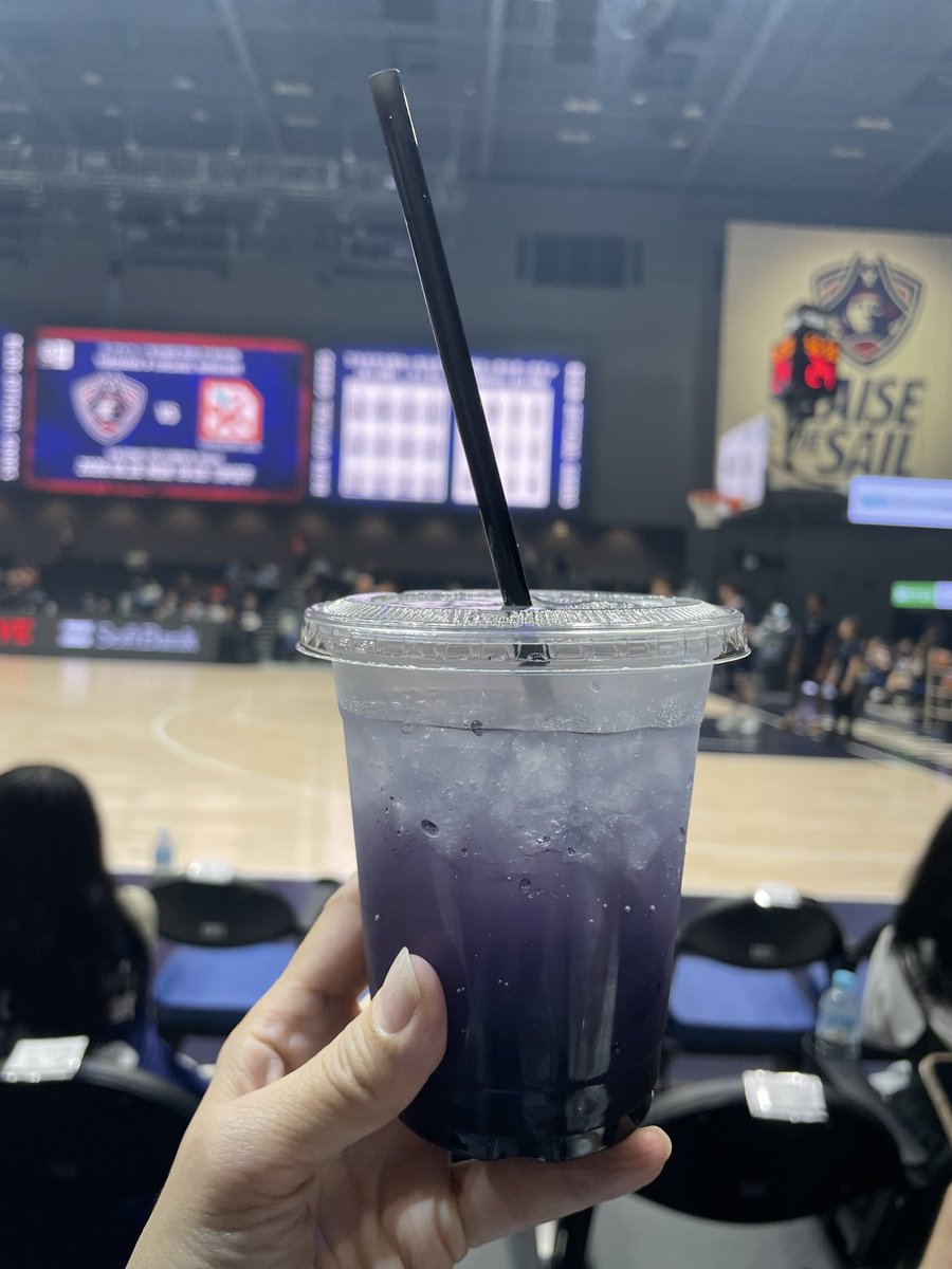 1020Ace's tweet photo. 遠征の後のホーム自席は落ち着くなぁ〜🥹💓今日もがんばろう〜🏴‍☠️🔥 https://t.co/48tBqkj4X3